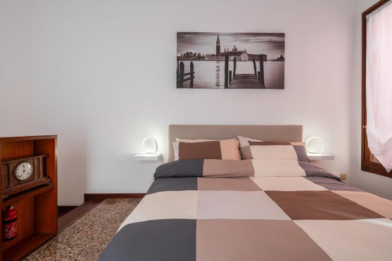Suite Rava - San Marco With Pool Venice Exterior photo